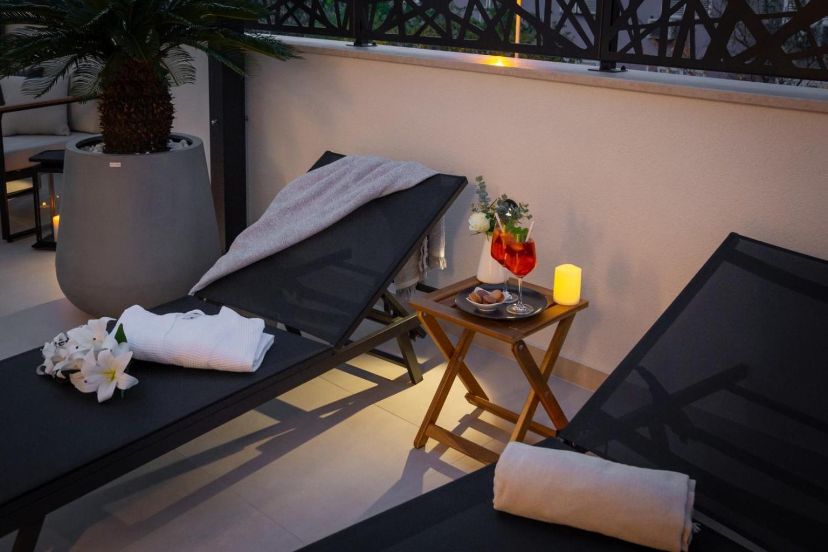 Luxury Apartment Silvery In Split Center With Jacuzzi, Sauna And Parking Экстерьер фото