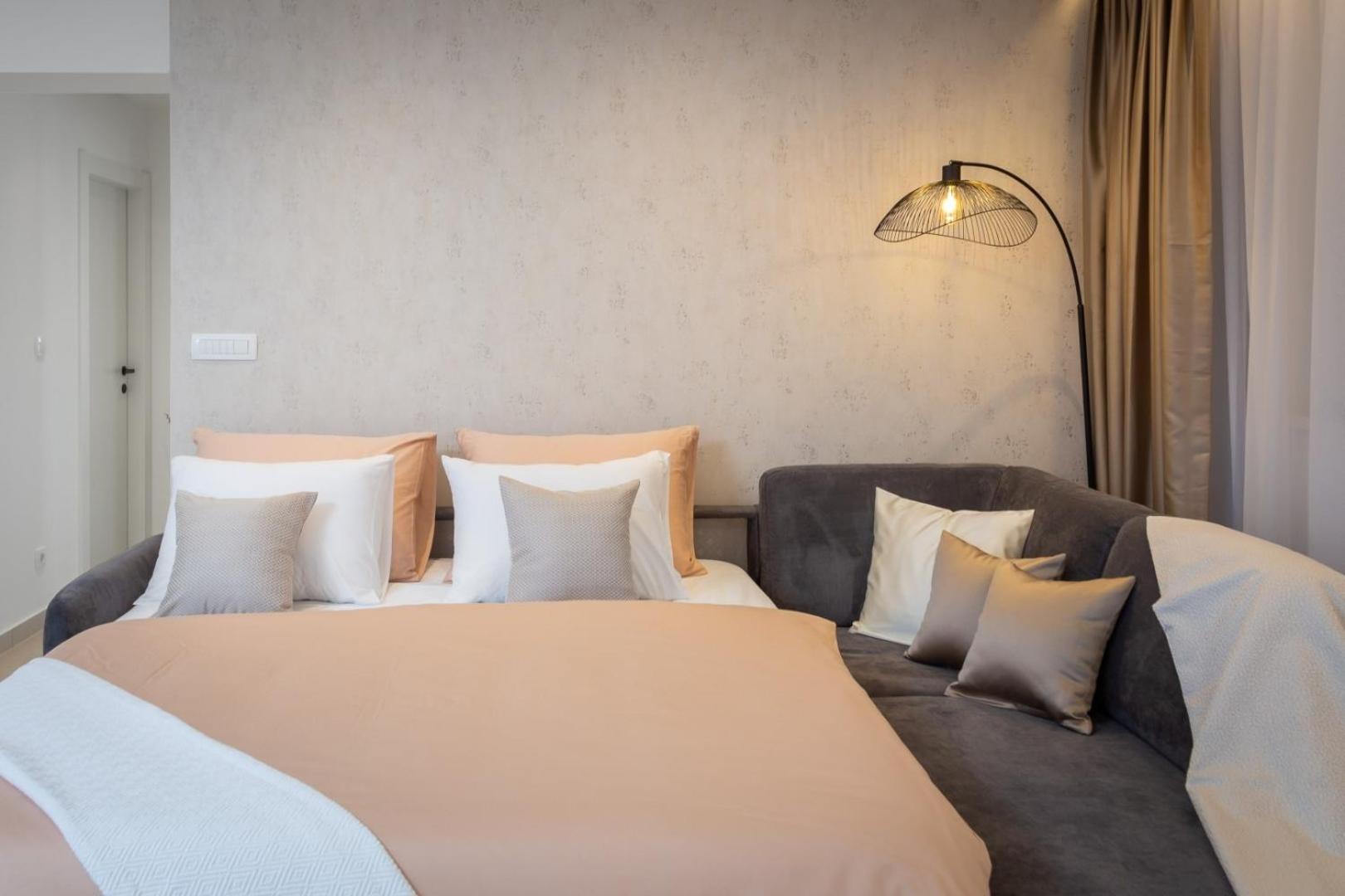 Luxury Apartment Silvery In Split Center With Jacuzzi, Sauna And Parking Экстерьер фото